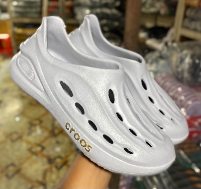 Picture of New Comfortable Summer Couple Hole Crocs SuperClogs Outdoor Beach Shoes Soft-Soled Non-Slip Breathable Sandals for Men