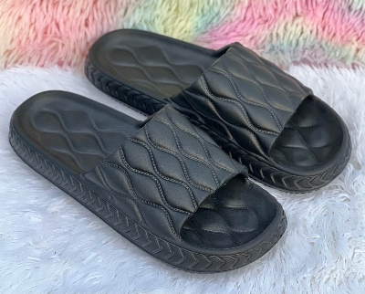 Picture of New Casual Comfortable Flip-Flops Slipper Slides For Men