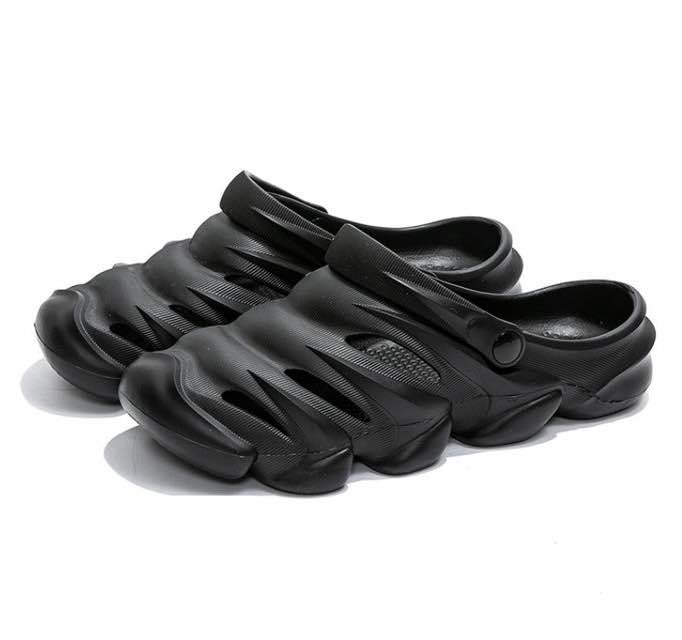 Picture of New Casual Super Comfortable Soft Hollow-out Clogs Breathable Non-Slip Outdoor Half Shoes Sandals for Men