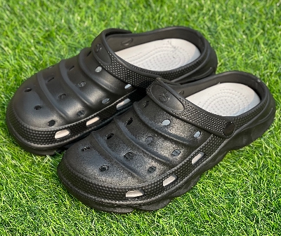 Picture of New Comfortable EVA Rubber Beach Crocs Clogs Sandal Shoes for Men