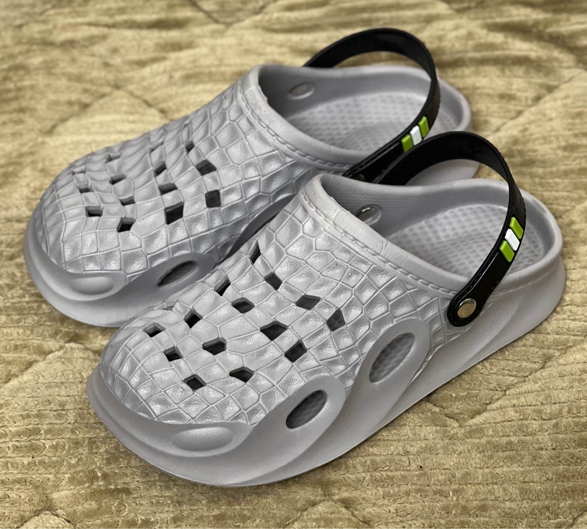 Picture of New Clogs Slip-on Closed Toe Cap Hole Soft Sole EVA Walking Crocs Sandals for Men