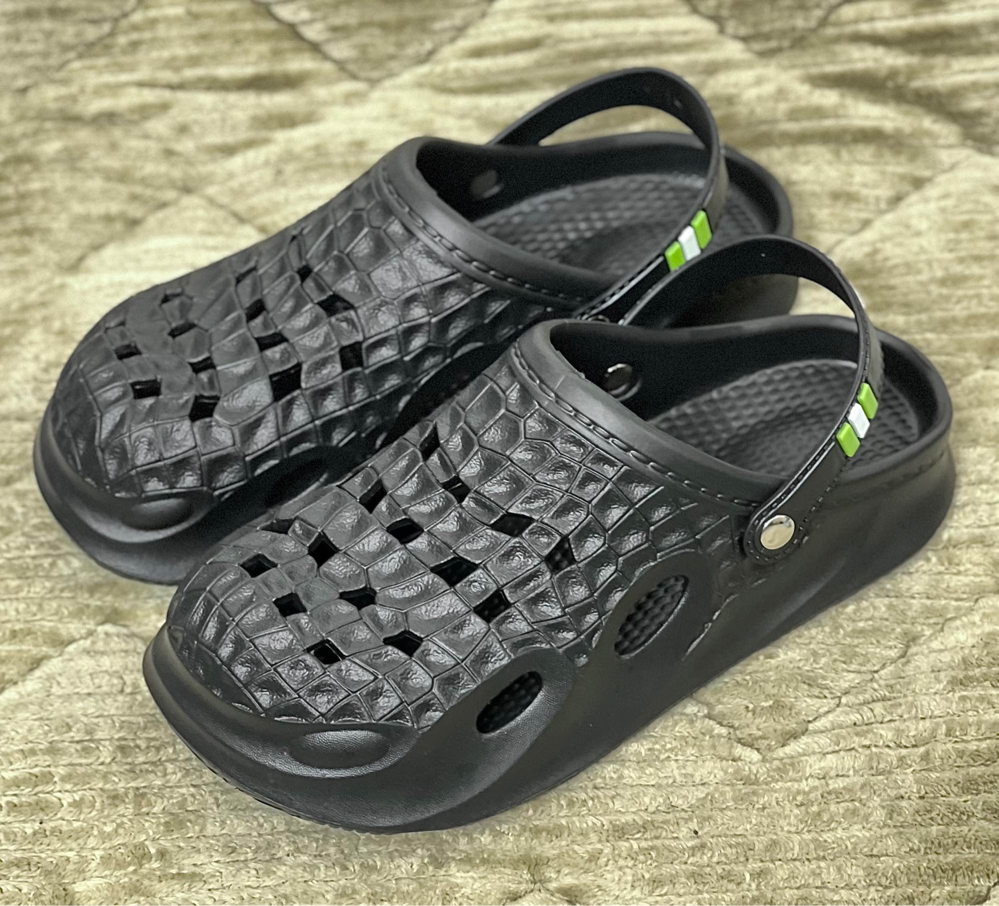 Picture of New Clogs Slip-on Closed Toe Cap Hole Soft Sole EVA Walking Crocs Sandals for Men