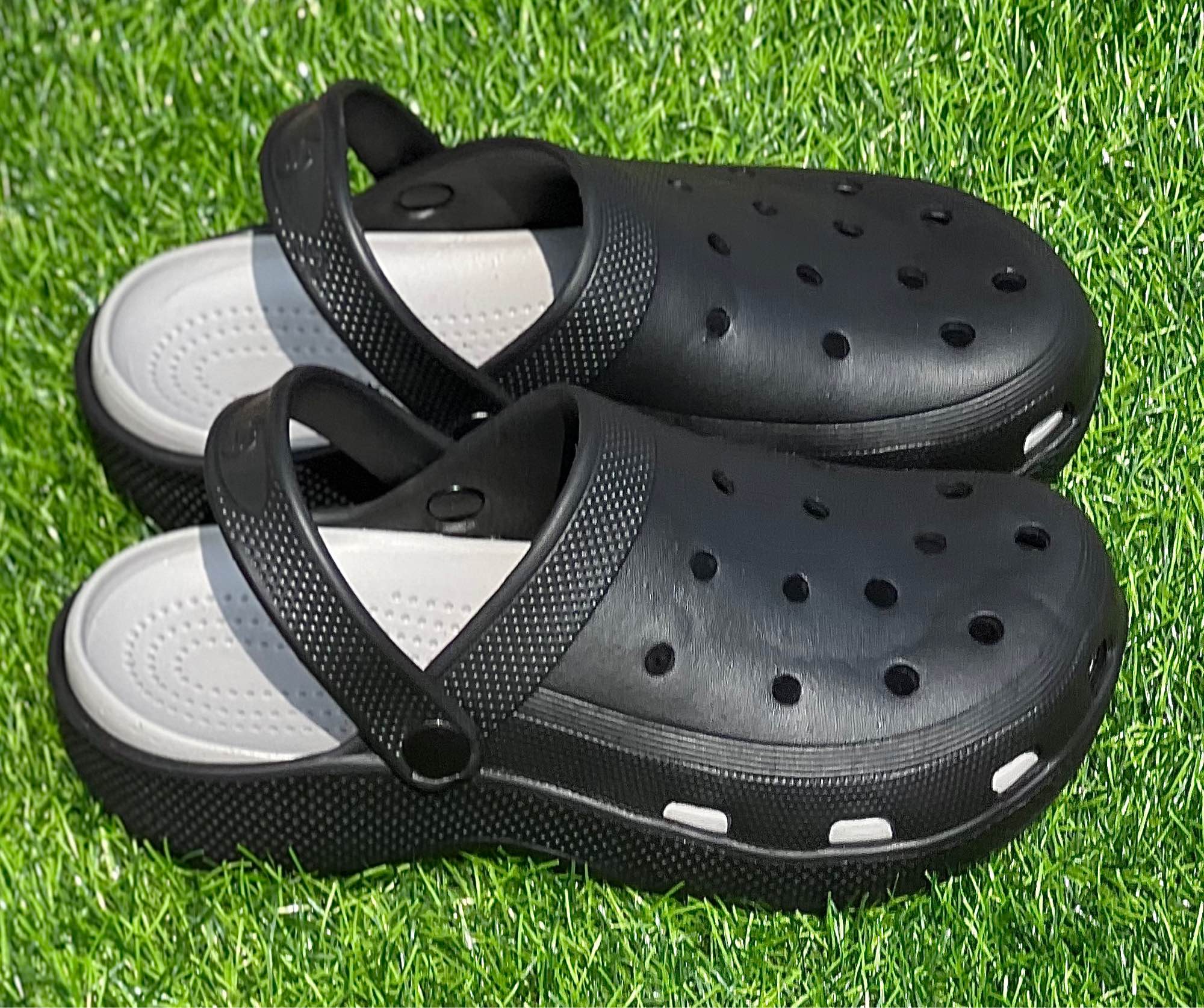 Picture of New Mens Ultra Comfortable Beach EVA Casual Clogs Breathable Crocs Sandals Shoes