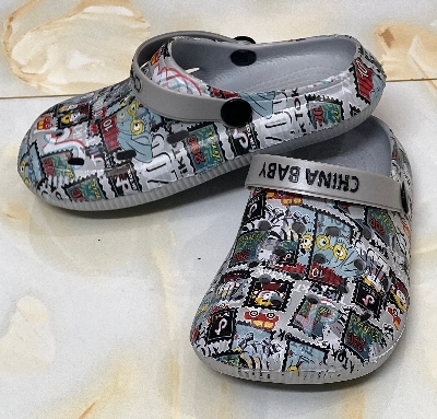 Picture of New Kids Garden Clogs Boys Girls Non-Slip Lightweight Cartoon Sticker Printed Children Beach Water Crocs