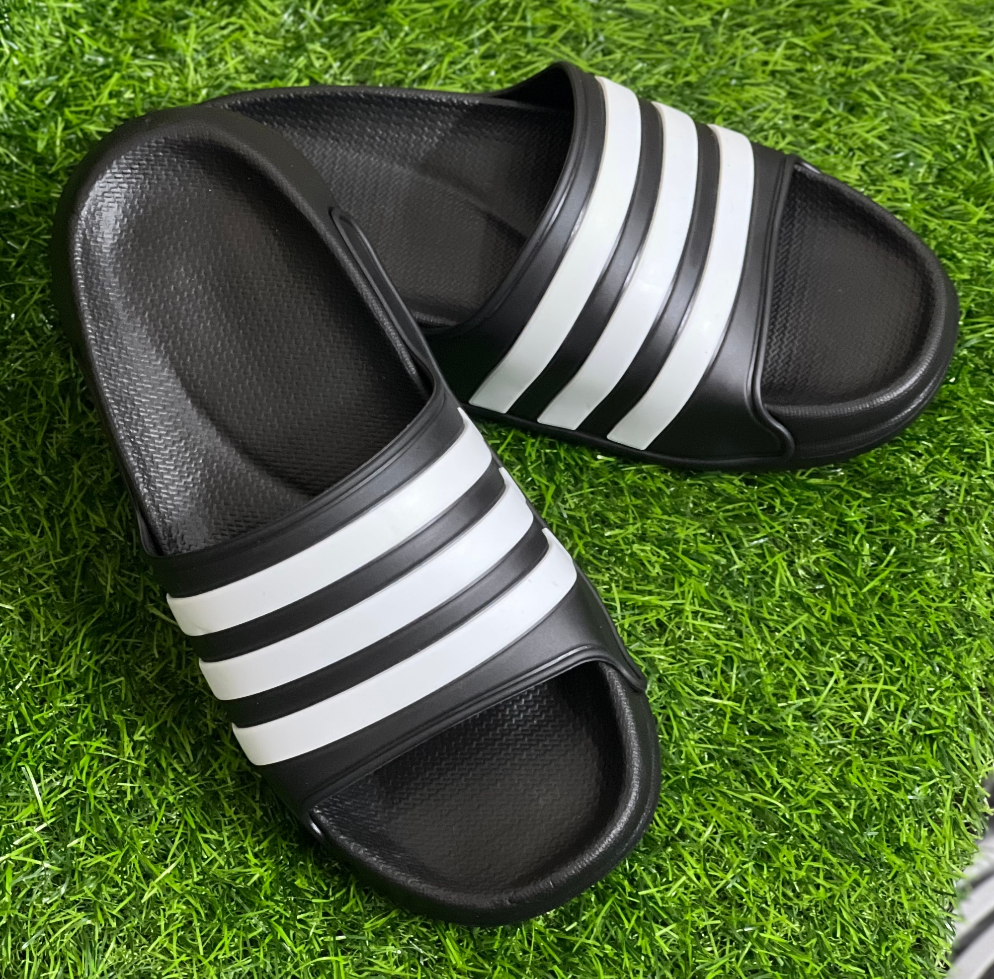 Picture of Mens Trendy Adicush Comfortable Adilette Three Stripe Thicksole Slides Slippers Sandal