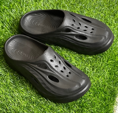 Picture of New Mens WaveStep Textured ThickSole AirFlow Clogs half Shoes Sandals