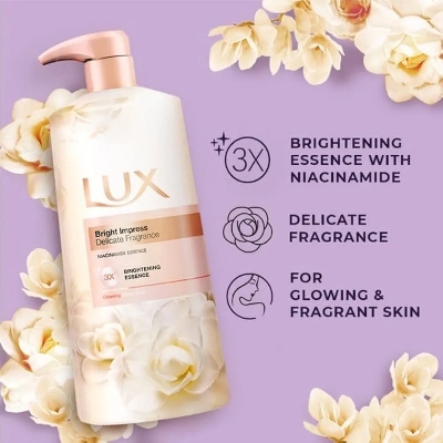Picture of International Thailand product Lux Bright Camellia Delicate Fragrance Brightening Essence Body wash For used male/female 500 Ml