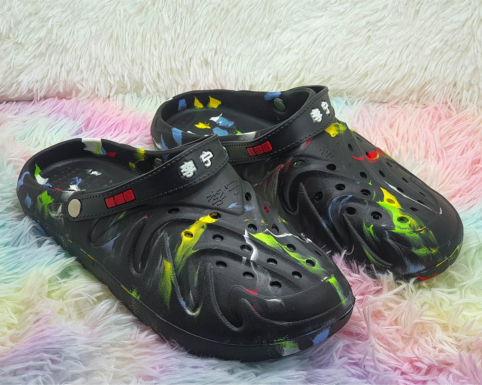 Picture of Mens New Tie Dye Colorful Rainbow Splash Casual Comfortable Outdoor Clog Lightweight Crocs Shoes Sandals