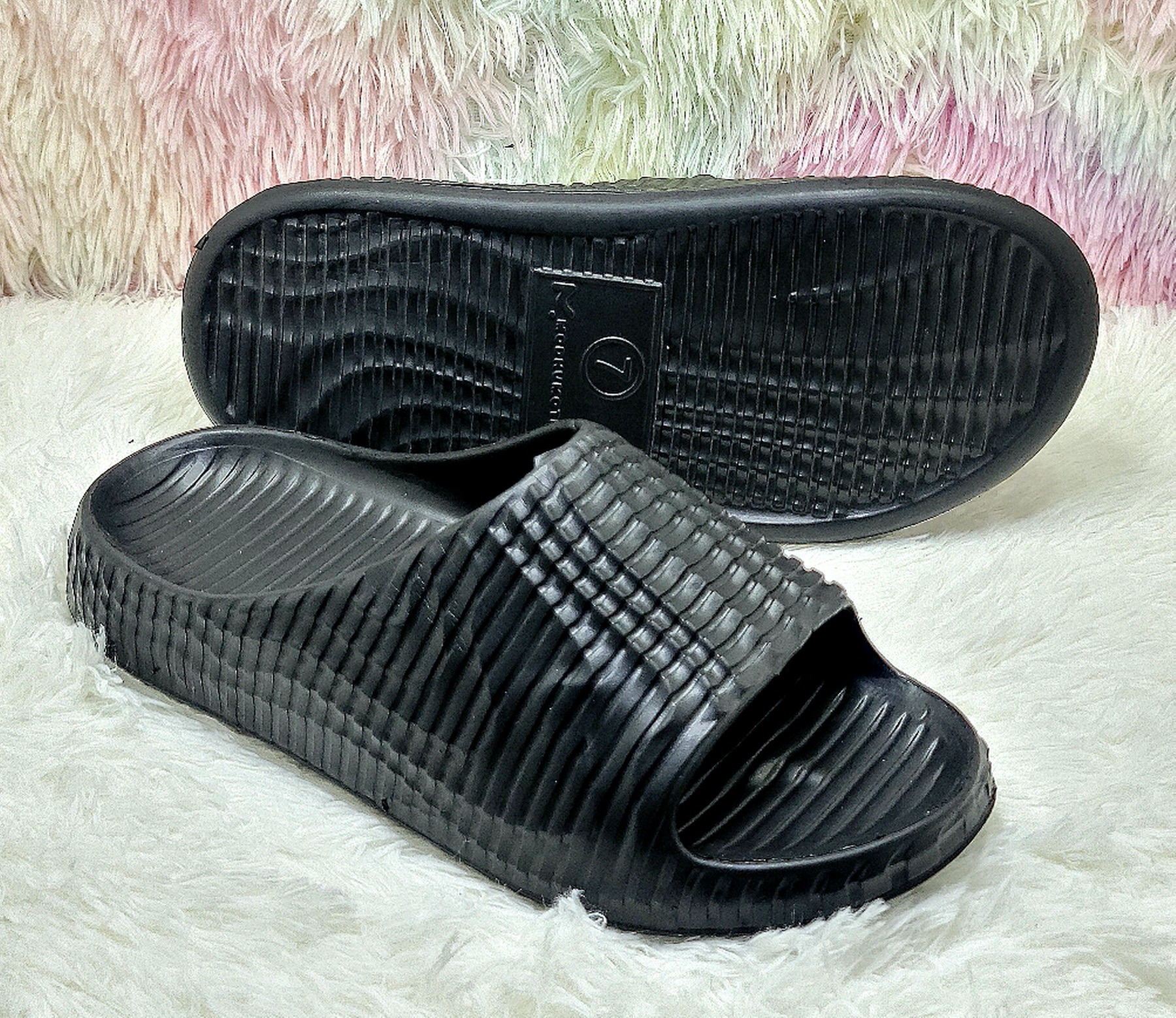 Picture of Mens New Fashionable Unique Textured Slip-on Slider Slipper Sandals