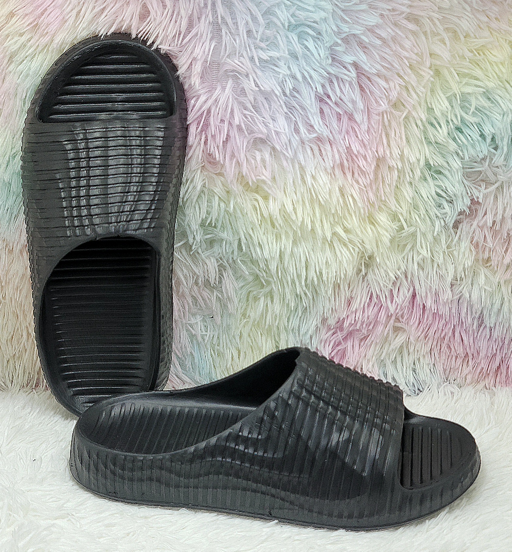 Picture of Mens New Fashionable Unique Textured Slip-on Slider Slipper Sandals