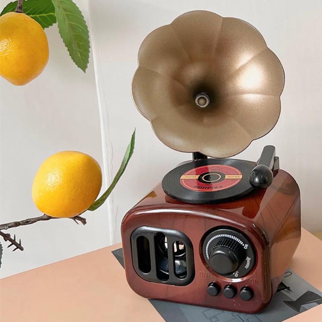 Picture of Vintage Nostalgic Phonograph Music Box Ornament