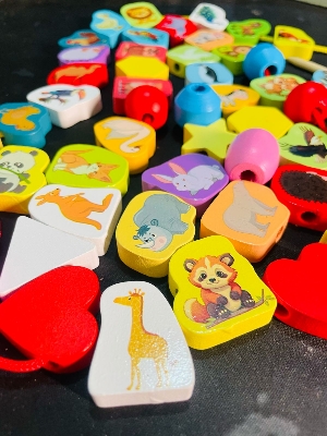 Picture of 50pcs baby wooden diy toy stringing threading wooden beads toy