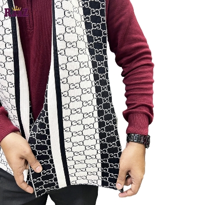 Picture of Black And White Trendy GG Logo Stylish Fashion Soft Scarf, Men's And Women' Woolen Winter Muffler