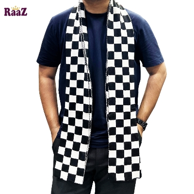 Picture of Black And White Trendy Check Stylish Fashion Soft Scarf, Men's And Women' Woolen Winter Muffler