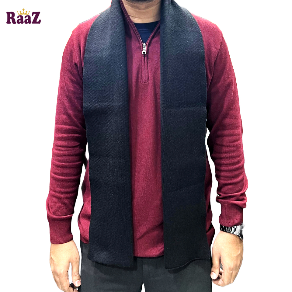 Picture of Black Solid Color Trendy Check Stylish Fashion Soft Scarf, Men's And Women' Woolen Winter Muffler