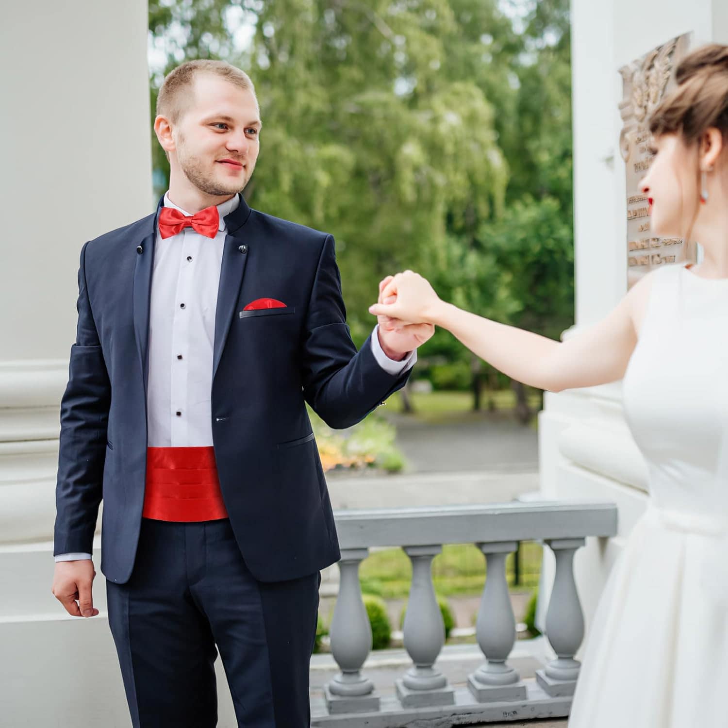 Picture of 3 Pcs Men's Satin Bow Tie Cummerbund with Handkerchief for Parties Weddings Proms (Red)