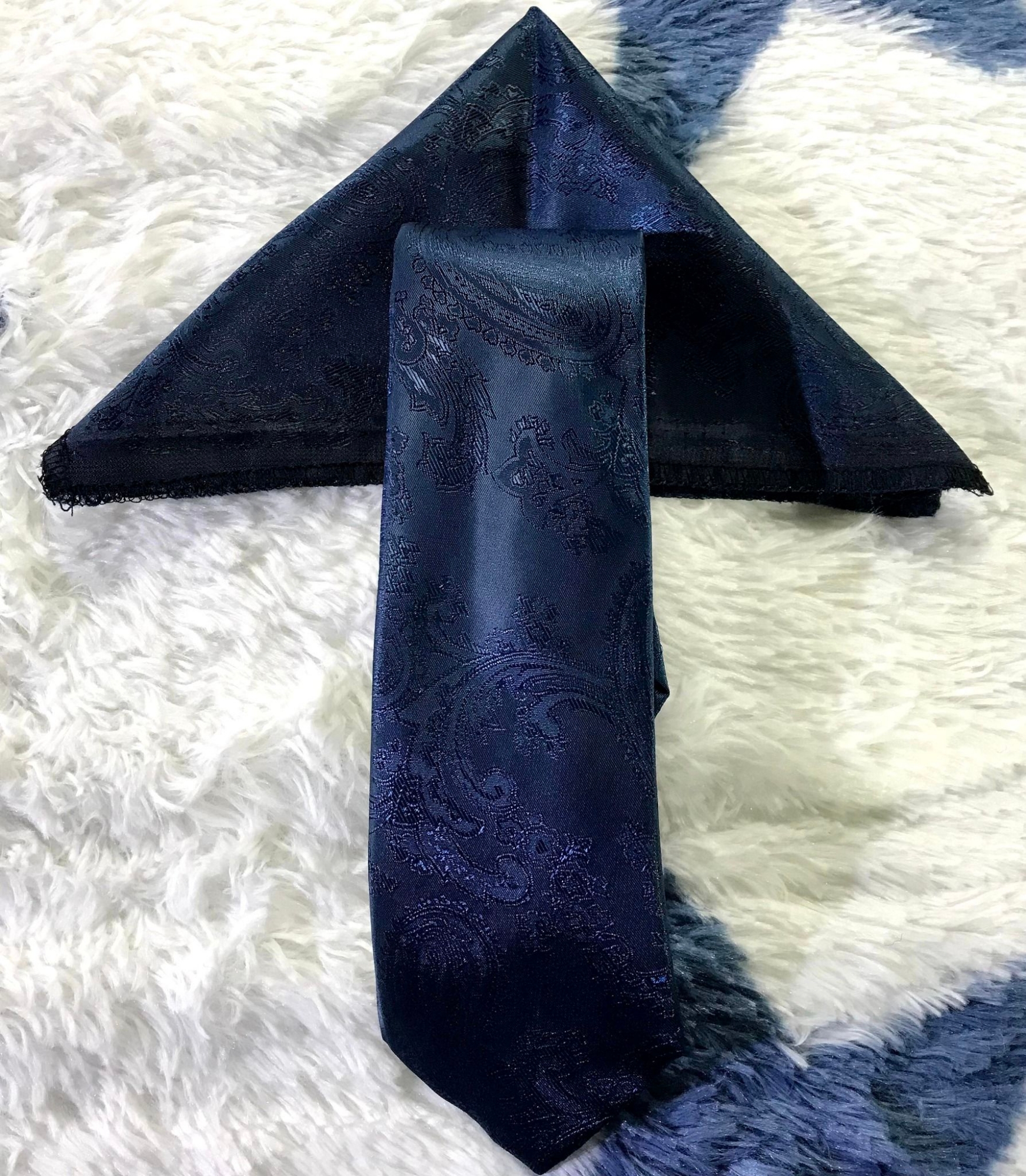 Picture of Navy Blue Floral Design Tie And Pocket Square Set For Men