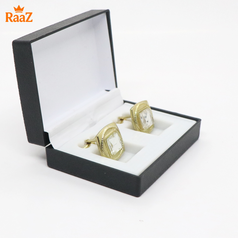 Picture of Mirror Gold Emerald Spark Classic Cufflink For Men