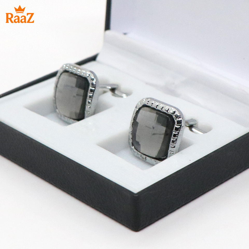 Picture of Full Silver Emerald Spark Classic Cufflink For Men