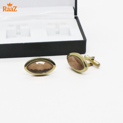 Picture of Golden Oval Shape Floral Crest Antique Cufflink For Men