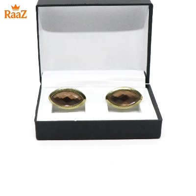 Picture of Golden Oval Shape Floral Crest Antique Cufflink For Men