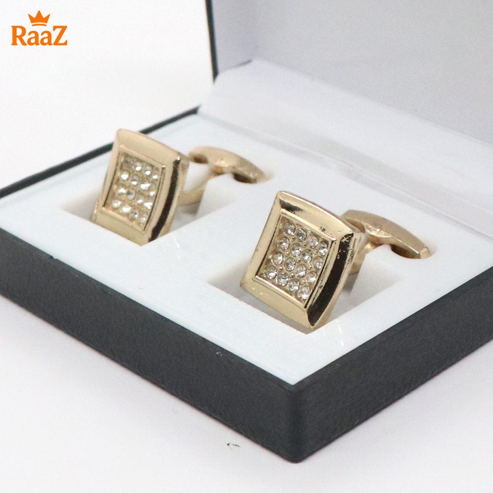 Picture of Gold Square Shape Grid Pattern Cufflink For Men