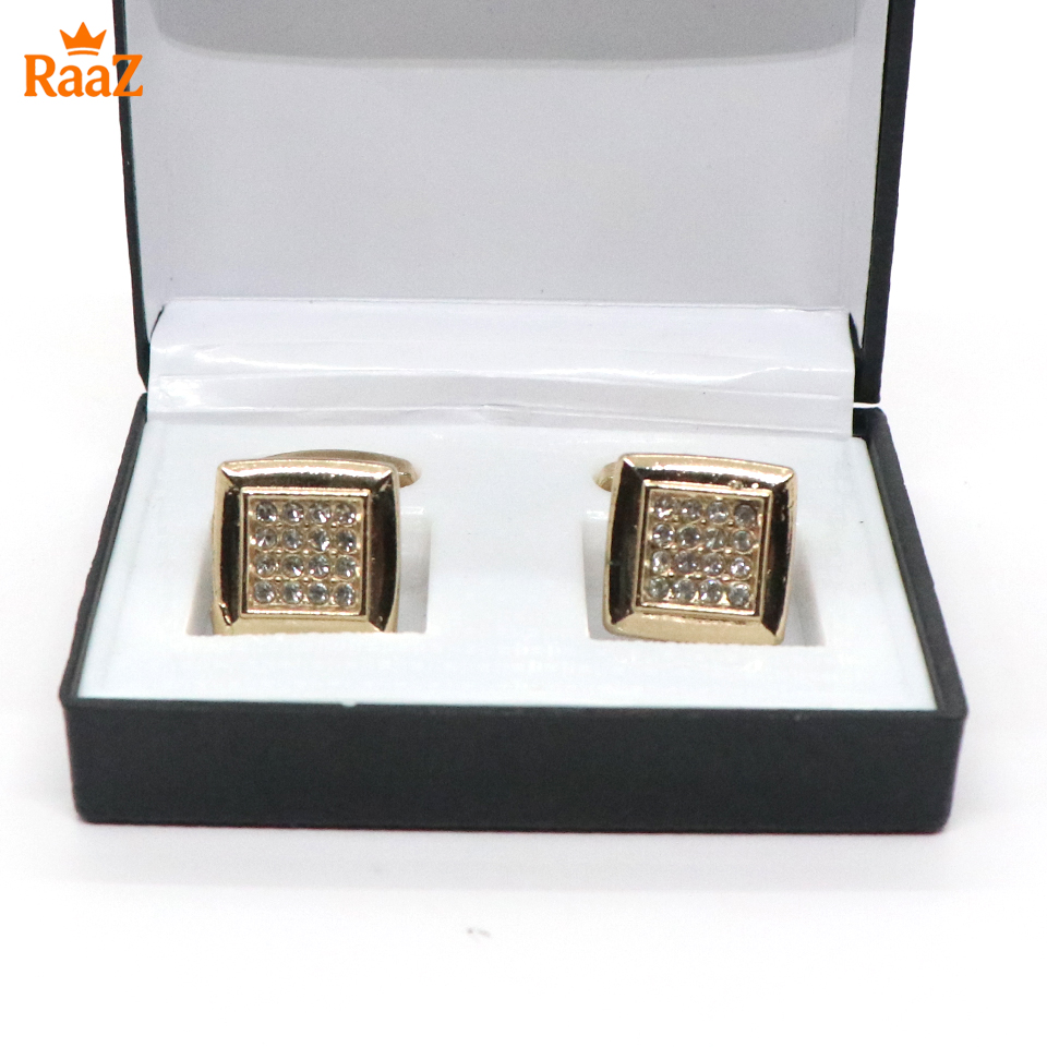 Picture of Gold Square Shape Grid Pattern Cufflink For Men