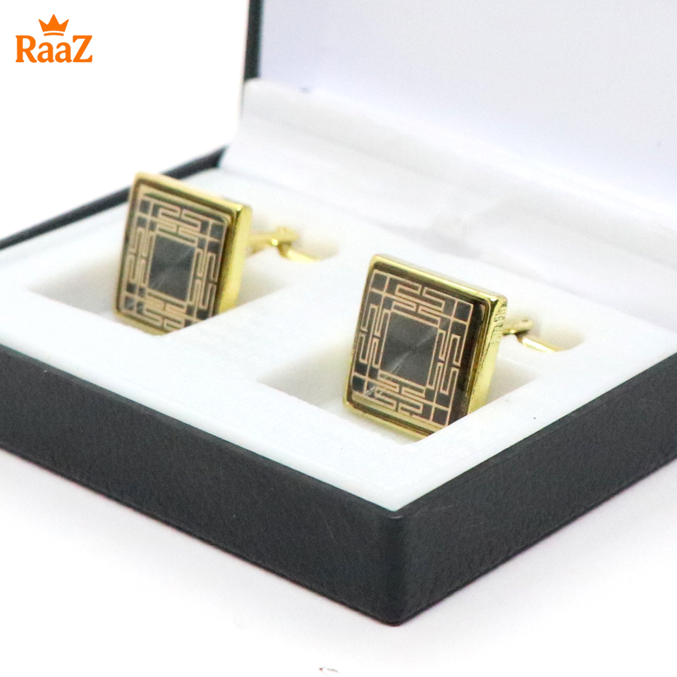 Picture of Golden Square Shape Floral Crest Antique Cufflink For Men
