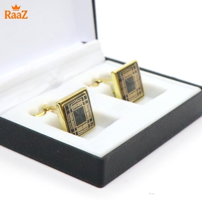Picture of Golden Square Shape Floral Crest Antique Cufflink For Men