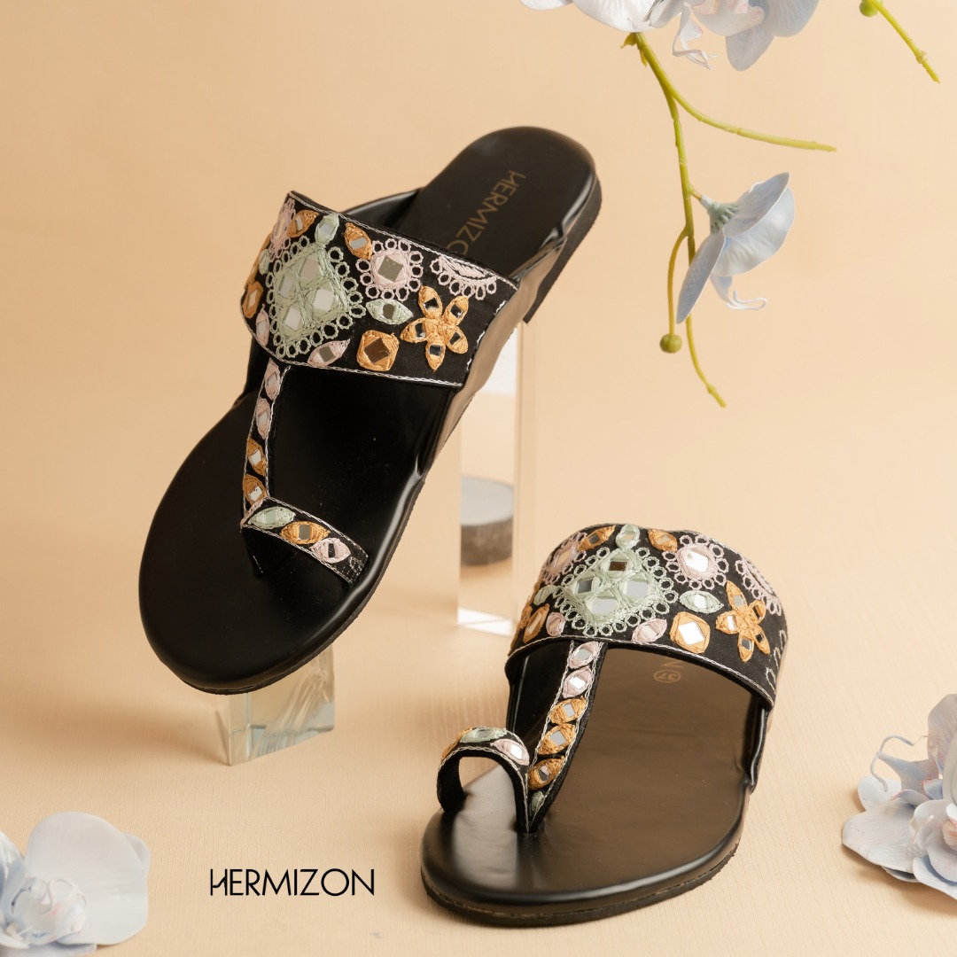 Picture of Hermizon Yasmin Multicolour Summer Women's Sandals/Slippers/Flats/Slip Ons