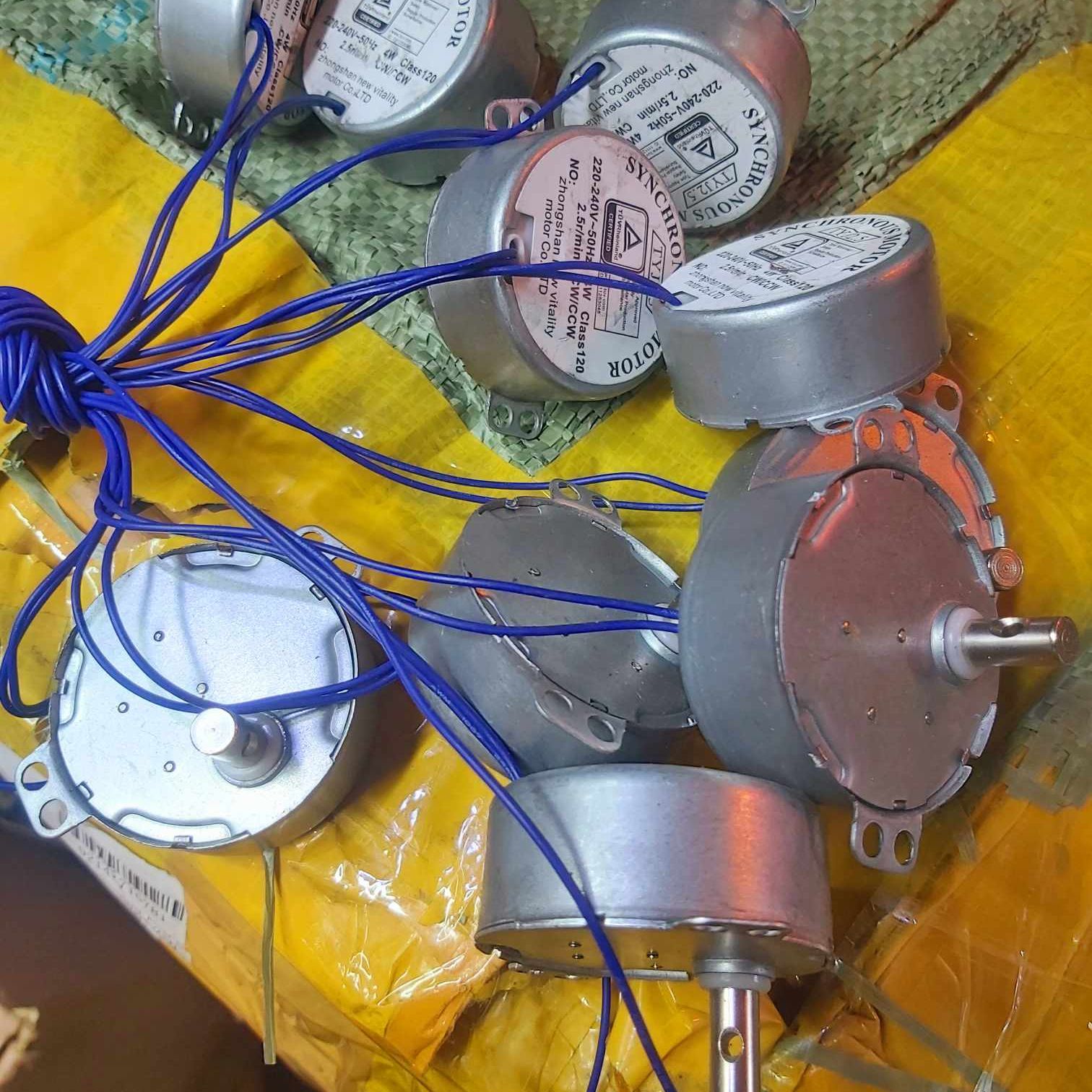 Picture of Tdy 50 Synchronous Gear Motor 4W for Electric Control - Gear Motor