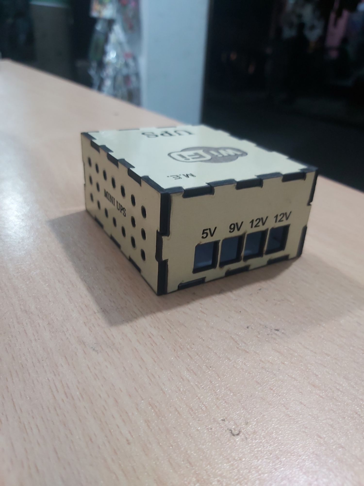 Picture of Mini UPS Router Box