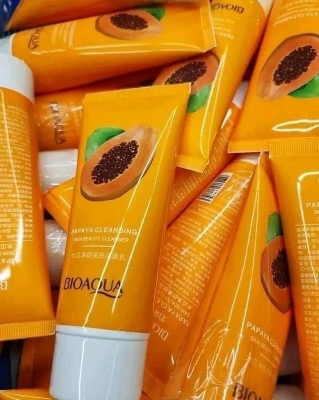 Picture of BIOAQUA Papaya Cleansing Face Wash – Papaya Extract Brightening Deep Cleanser – Anti Acne & Dark Spot Remover – 100g
