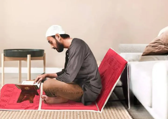 Picture of Foldable Luxury Relax Backrest Muslim Prayer Mat Carpet Islamic Recliner Chair Travel Recliner sd