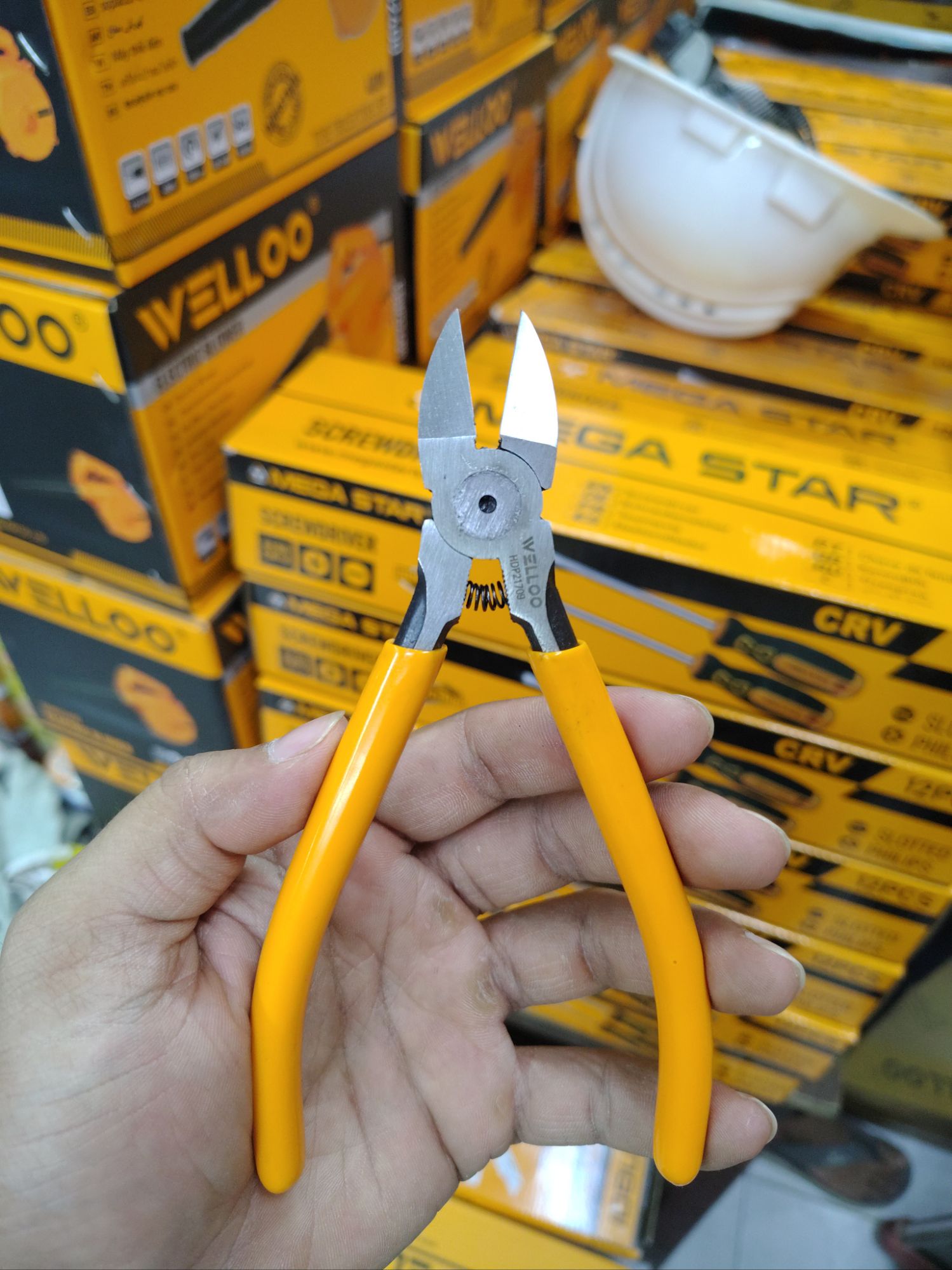 Picture of 🔧 WELLOO 6-Inch Drainage Pliers | Heavy Duty Multi-Purpose Hand Tool – HDP21709