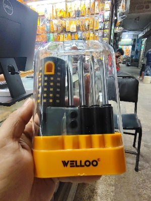 Picture of 🛠️ WELLOO 9-Pcs Screwdriver Set | Multi-Purpose Hand Tool Set – SDRS009