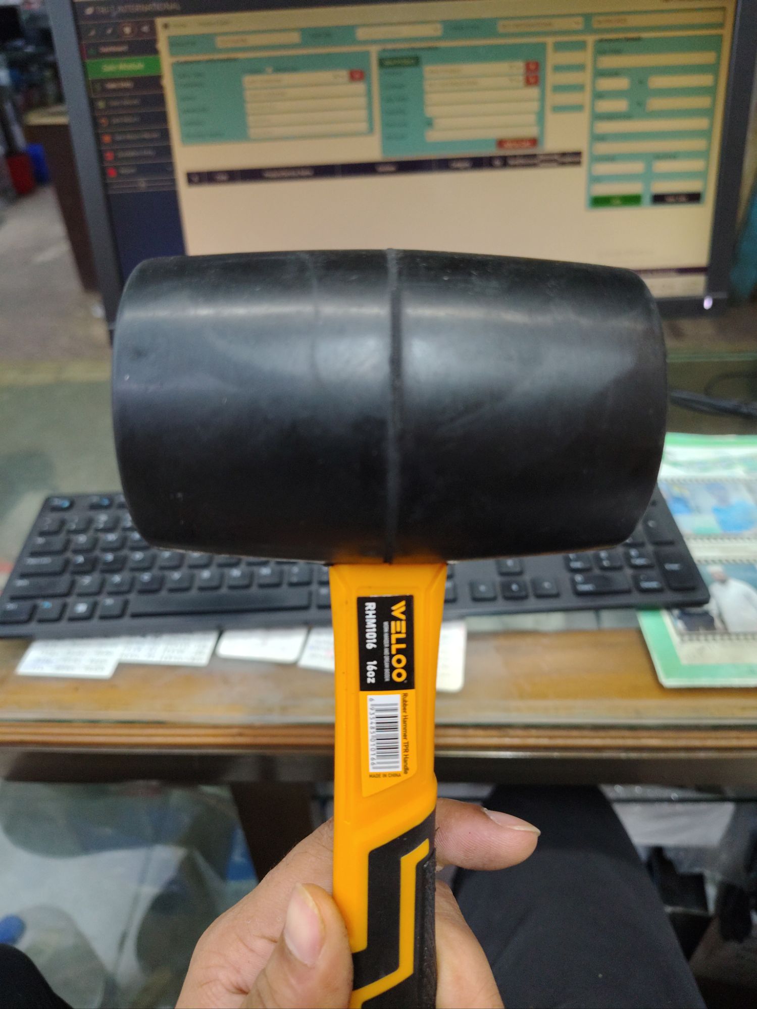 Picture of WELLOO 16oz Rubber Hammer / Tiles Hammer RHM0916 🛠️🔨