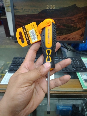 Picture of 🛠️ WELLOO 4-Inch Flat Head Screwdriver | Slotted Multi-Purpose Hand Tool – SDR05100