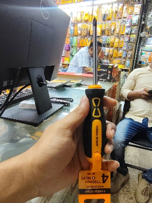 Picture of 🛠️ WELLOO 4-Inch Star Head Screwdriver | Phillips Multi-Purpose Hand Tool – SDR05100PH