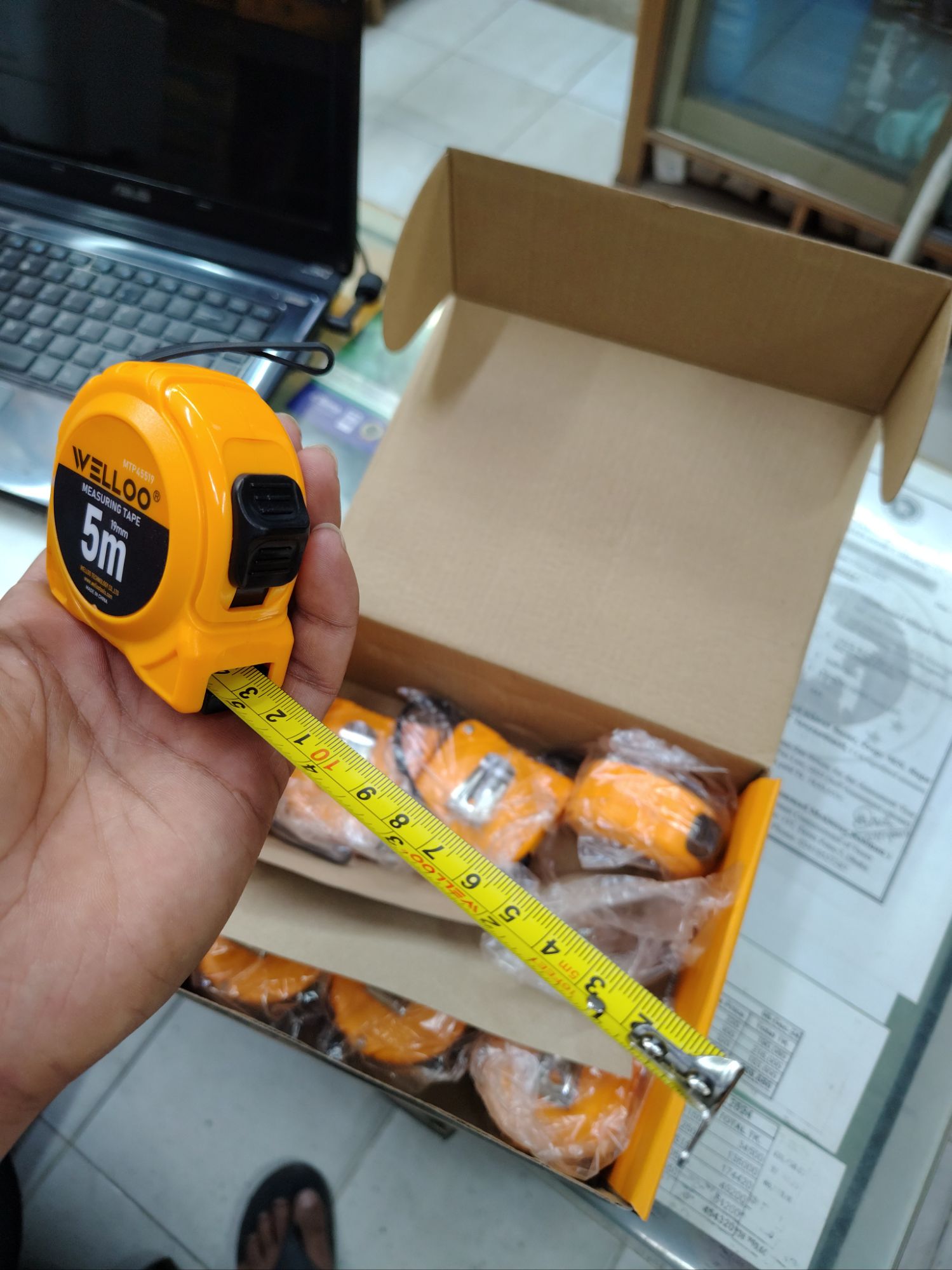Picture of 📏 WELLOO 5-Meter / 19ft Measuring Tape | Durable Multi-Purpose Measuring Tool – MTP41316
