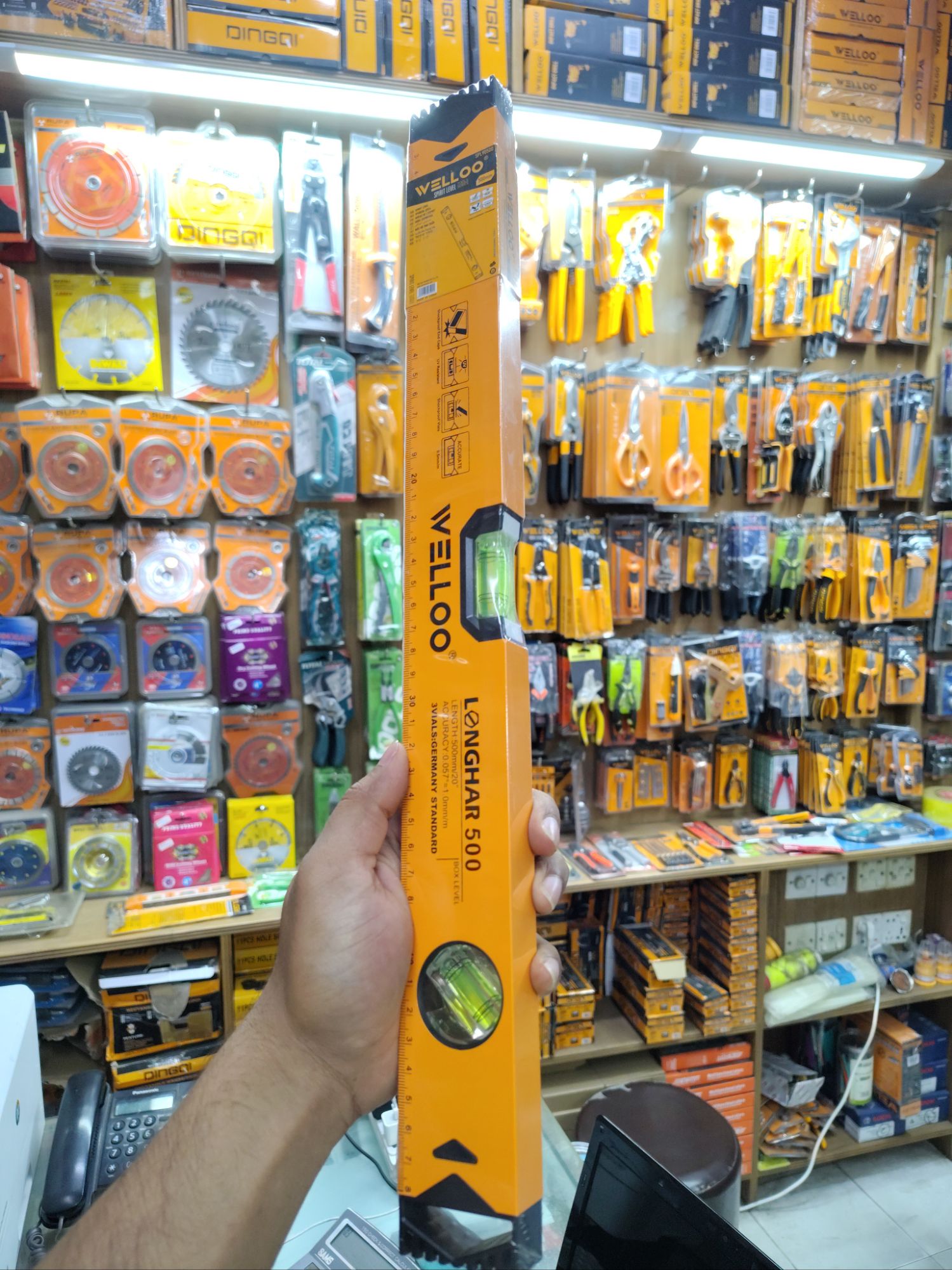 Picture of WELLOO 20" Inch Magnetic Spirit Level SPL6050 🛠️📏