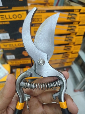 Picture of WELLOO 10" Inch Garden Shears,Tree branch Cutter GDS3608