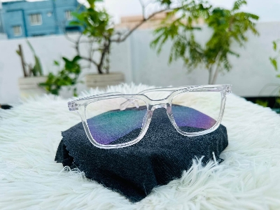 Picture of New Men white Fashionable Sunglasses New Vision Driving Party Travel Sunglasses Best white Sunglasses