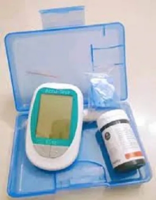 Picture of Accu Test Elite Blood Glucose Check Strip 25 pcs (No Box Only Vail)