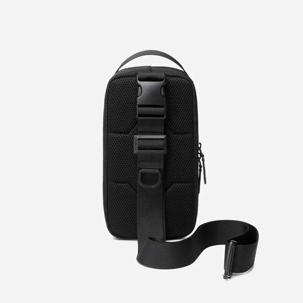 Picture of Golden Wolf GXB00131 Crossbody Shoulder Backpack