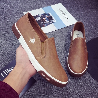 Picture of Men Comfortable Leather Casual Sneakers