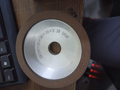 Picture of Bw 100 x 32 x 20 x 10 x 3 jr 100# grinding wheel