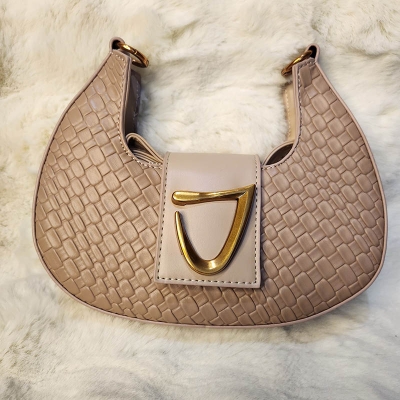 Picture of Moon Shape small bag