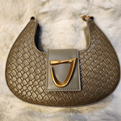 Picture of Moon Shape small bag