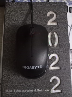 Picture of Intel® Core™ i3-4130 @ 3.40GHz (2 Cores / 4 Threads)  ➡ 4 th Generation